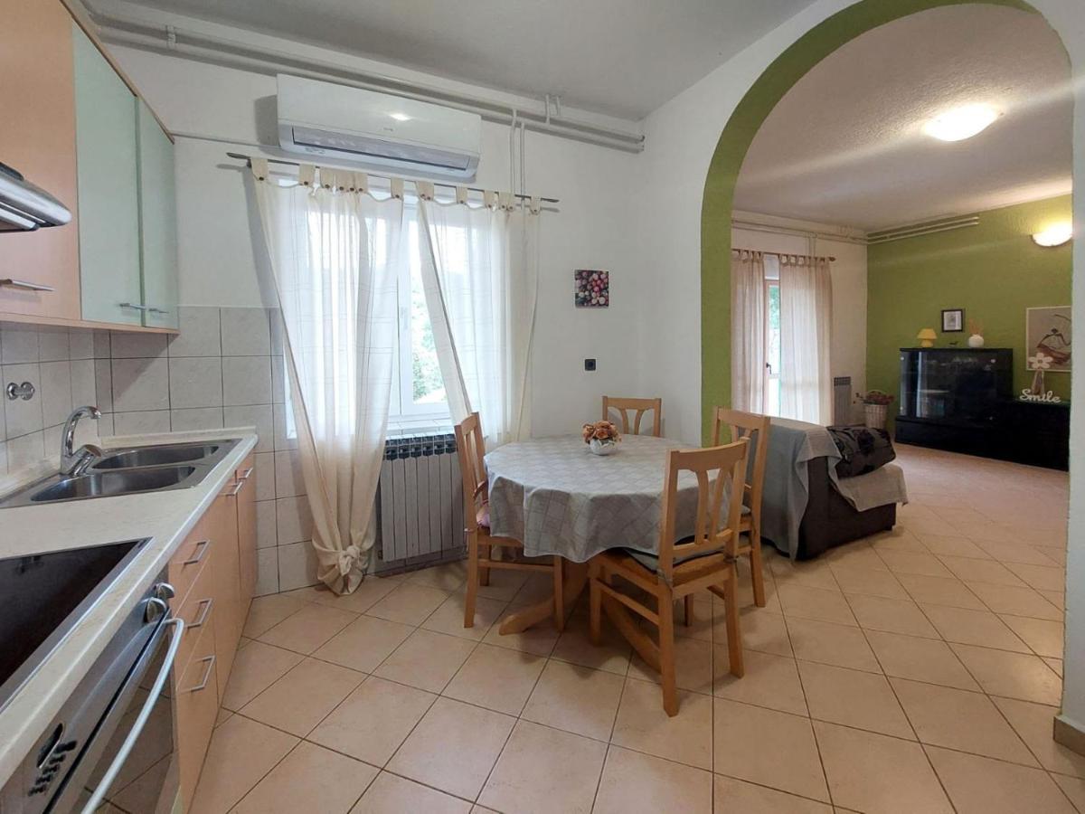 Apartments By The Sea Duga Luka - Prtlog, Labin - 3025 Exterior photo