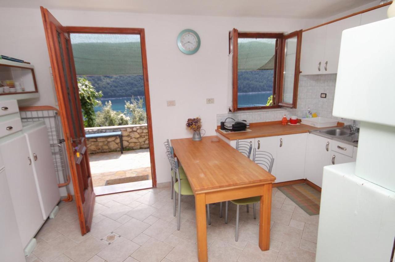 Apartments By The Sea Duga Luka - Prtlog, Labin - 3025 Exterior photo